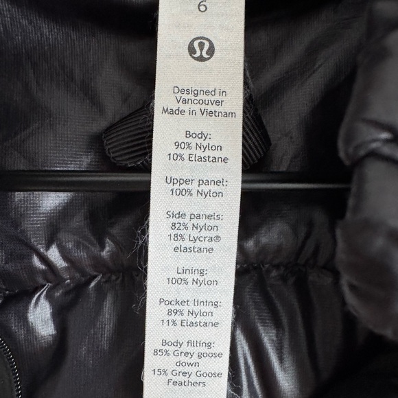 lululemon athletica Black Puffer Vest - Picture 4 of 4